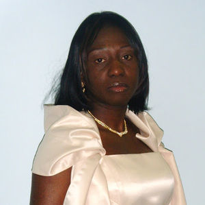 Meet your Posher, Avonelle